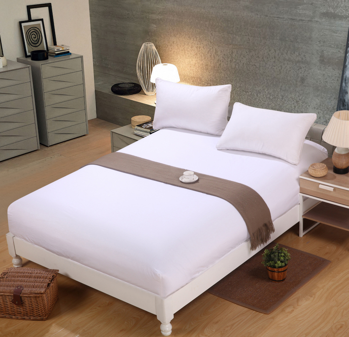 Luxe Home 3-Piece Bed Set Fitted Sheet and Pillowcases - King Size 180cm (White)