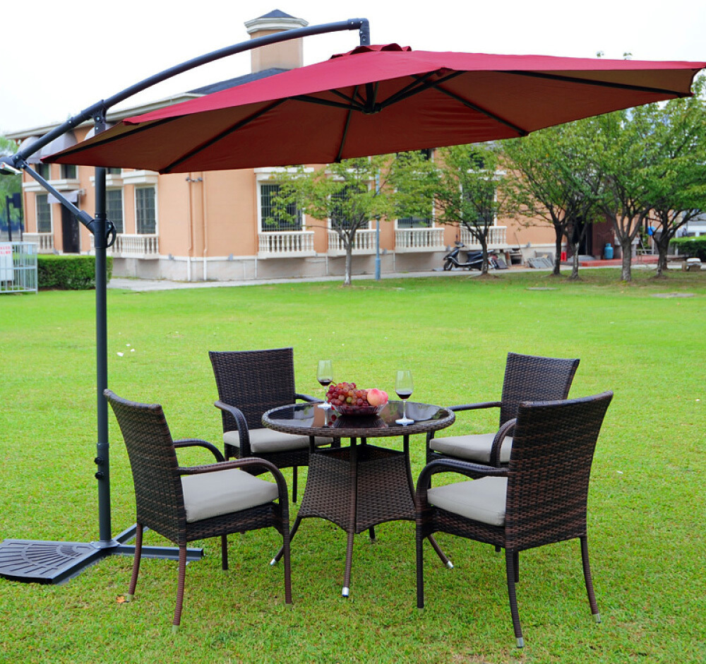 3m Steel Round Cantilever Outdoor Umbrella (Maroon)