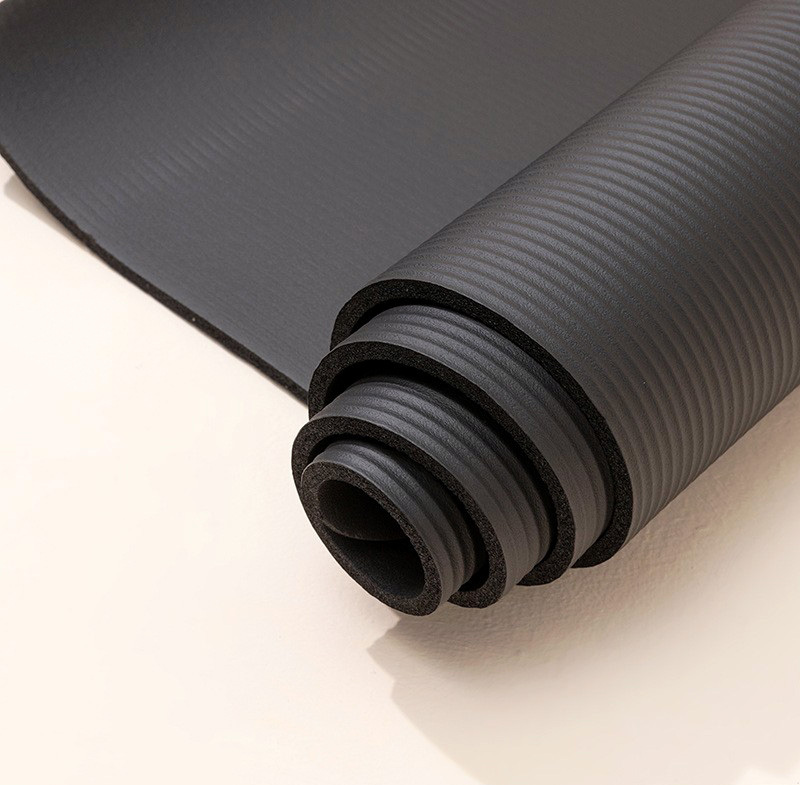 Health and Fitness Extra Thick Yoga Mat 8mm (Black)